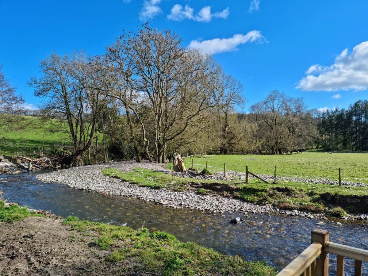Riverside Cabin In Shropshire Oswestry Eksteriør billede